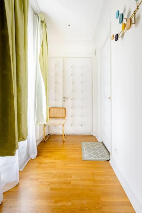 Premium Studio 2 Minutes Walk From Champs-Elysees París Exterior foto